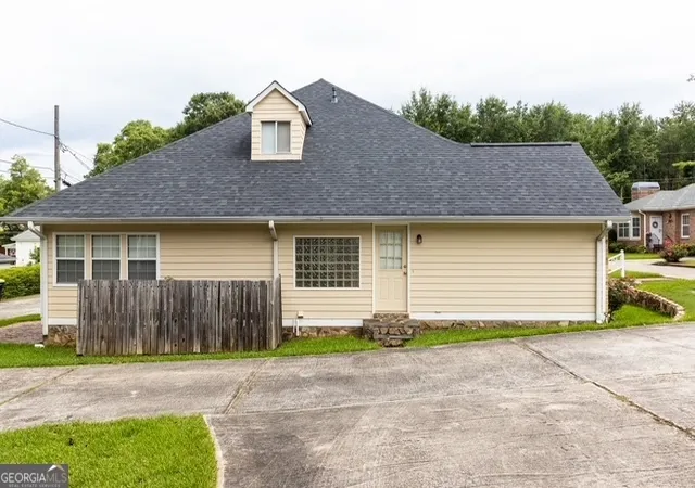 Photo 4 of Single family home for sale at 206 Cedarwood Lane, Thomaston, GA 30286 | MLS# 10795667 | Listing updated on 2026-09-22