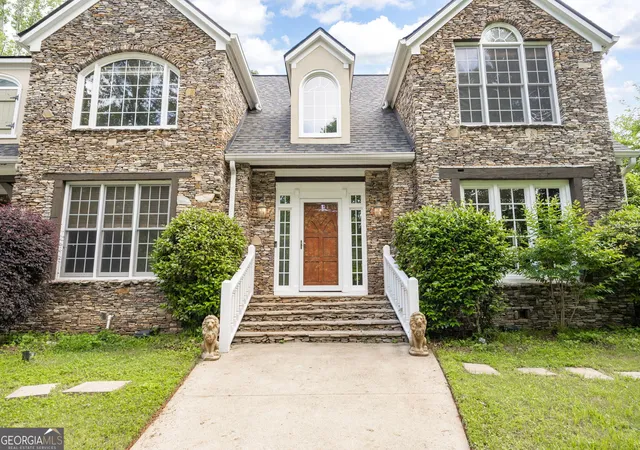 Photo 3 of Single family home for sale at 355 Clark Crk Pass, Acworth, GA 30102 | MLS# 10654434 | Listing updated on 2026-09-15
