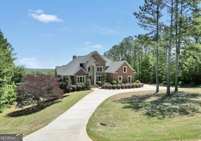 Photo 2 of Single family home for sale at 115 Forest Overlook Dr, Forsyth, GA 31029 | MLS# 10741061 | Listing updated on 2026-05-08