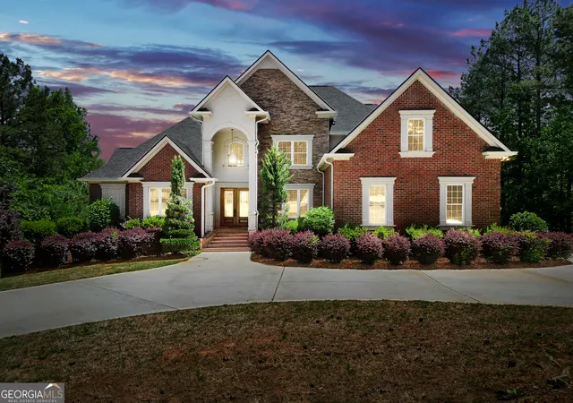 Photo 3 of Single family home for sale at 115 Forest Overlook Dr, Forsyth, GA 31029 | MLS# 10741061 | Listing updated on 2026-05-08