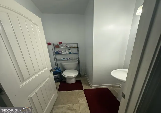 Photo 6 of Single family home for sale at 6572 Woodwell Dr, Union City, GA 30291 | MLS# 10821953 | Listing updated on 2026-08-22