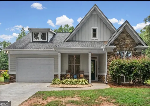Photo 2 of Single family home for sale at 5411 Hightower Trl, Oxford, GA 30054 | MLS# 10808465 | Listing updated on 2026-08-15