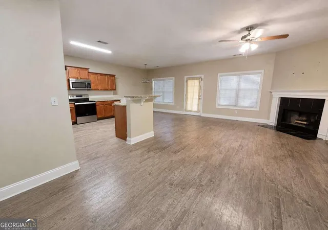 Photo 3 of Single family home for sale at 5871 Apple Grv Rd, Buford, GA 30519 | MLS# 10827816 | Listing updated on 2026-09-21