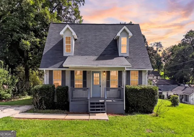 2nd image of 737 Carlton St Se, Gainesville, GA 30501 | MLS# 10825967