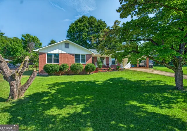 1st image of 928 Norwood Dr, Lagrange, GA 30240 | MLS# 10825051