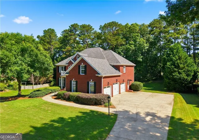 Photo 3 of Single family home for sale at 1422 Hampton Crst Dr Nw, Kennesaw, GA 30152 | MLS# 10777908 | Listing updated on 2026-07-20