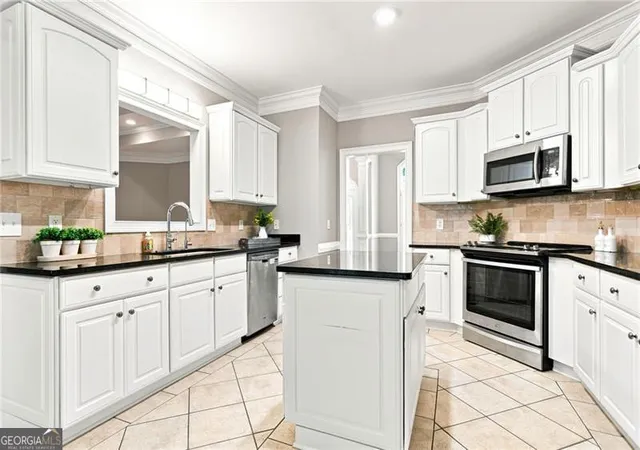 5th image of 153 York Pl, Calhoun, GA 30701 | MLS# 10739745
