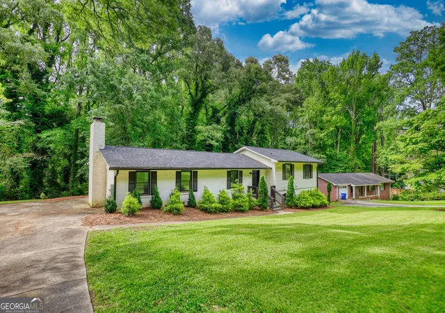 Photo 2 of Single family home for sale at 403 Greenwood Dr, Monroe, GA 30655 | MLS# 10775430 | Listing updated on 2026-09-19