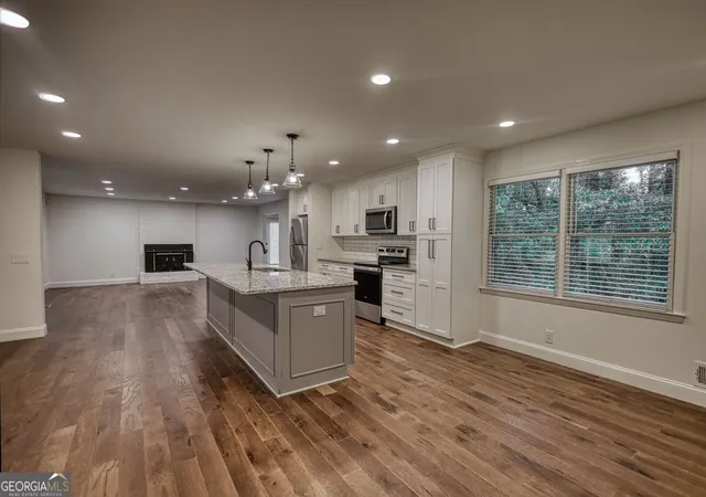 Photo 3 of Single family home for sale at 403 Greenwood Dr, Monroe, GA 30655 | MLS# 10775430 | Listing updated on 2026-09-19