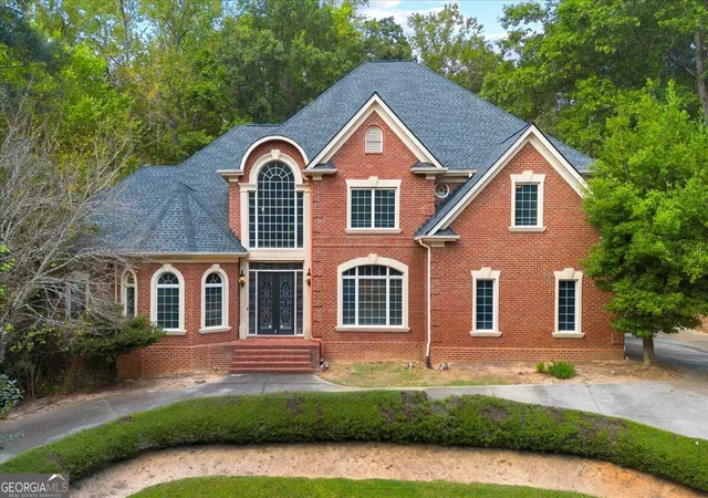 Photo 1 of Mansion for sale at 1670 Riverside Rd, Roswell, GA 30076 | MLS# 10808816 | Listing updated on 2026-08-03