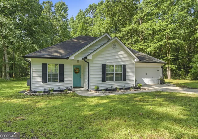 Photo 4 of Single family home for sale at 613 Kings Rd SE, Milledgeville, GA 31061 | MLS# 10809469 | Listing updated on 2026-08-17
