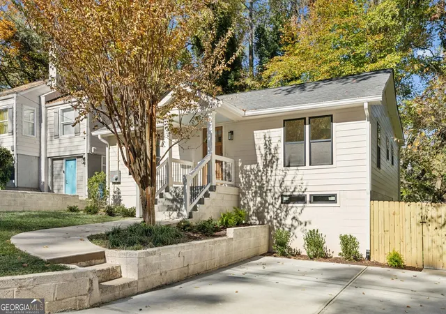 1st image of 1917 Thompson Ave, Atlanta, GA 30344 | MLS# 10762136