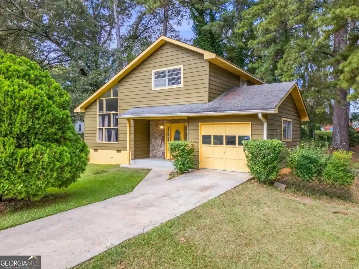 Photo 1 of Sale Pending at 399 Emmett St, Riverdale, GA 30274 | MLS# 10855685 | Listing updated on 2026-10-19