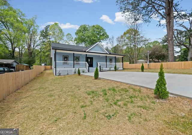 Photo 3 of Single family home for sale at 186 Salem Dr, Rome, GA 30165 | MLS# 10725201 | Listing updated on 2026-09-26