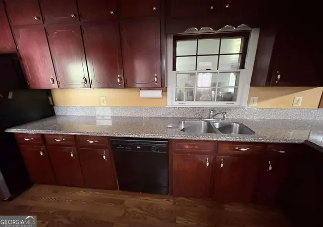 Photo 3 of Single family home for sale at 6478 River Run Rd, Riverdale, GA 30274 | MLS# 10754263 | Listing updated on 2026-05-25