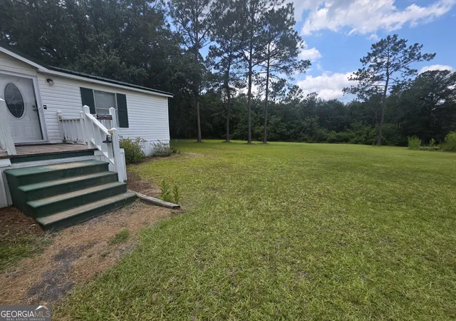 3rd image of 21 White Acre Ln, Baxley, GA 31513 | MLS# 10797898