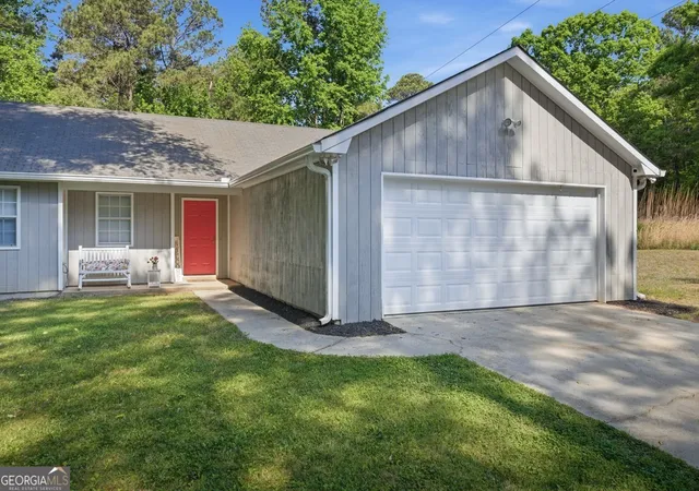 2nd image of 684 Mills Dr, Covington, GA 30016 | MLS# 10740895