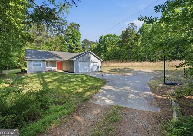 4th image of 684 Mills Dr, Covington, GA 30016 | MLS# 10740895