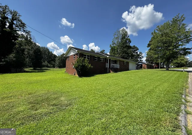 Photo 2 of Single family home for sale at 6200 Cherry Ln, Douglasville, GA 30134 | MLS# 10825037 | Listing updated on 2026-09-27