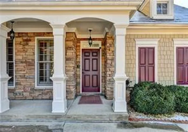3rd image of 5137 Cabot Creek Dr, Buford, GA 30518 | MLS# 10679549
