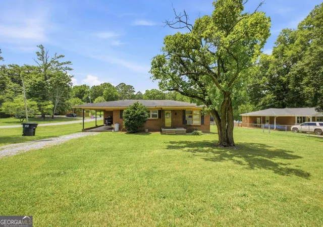 1st image of 101 Jackson St, Calhoun, GA 30701 | MLS# 10803132