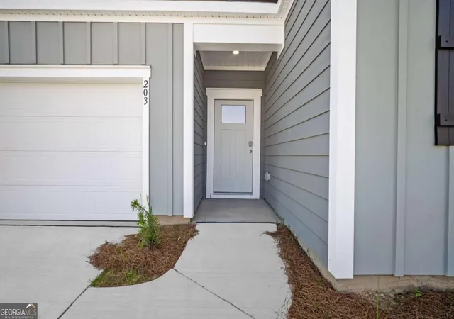 Photo 3 of Sale Pending at 103 Juniper Dr, Guyton, GA 31312 | MLS# 10574093 | Listing updated on 2026-01-16
