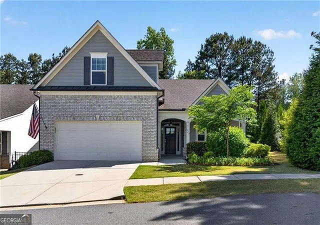 Photo 1 of Single family home for sale at 527 Margaret Ln, Woodstock, GA 30188 | MLS# 10817158 | Listing updated on 2026-09-18