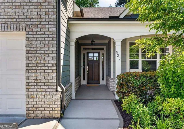 Photo 3 of Single family home for sale at 527 Margaret Ln, Woodstock, GA 30188 | MLS# 10817158 | Listing updated on 2026-09-18