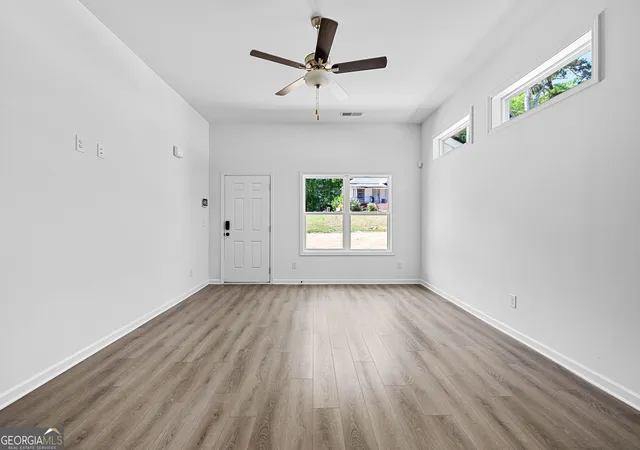 Photo 4 of Single family home for sale at 1302 4Th Ave Stonewall St, Lagrange, GA 30240 | MLS# 10823599 | Listing updated on 2026-10-08