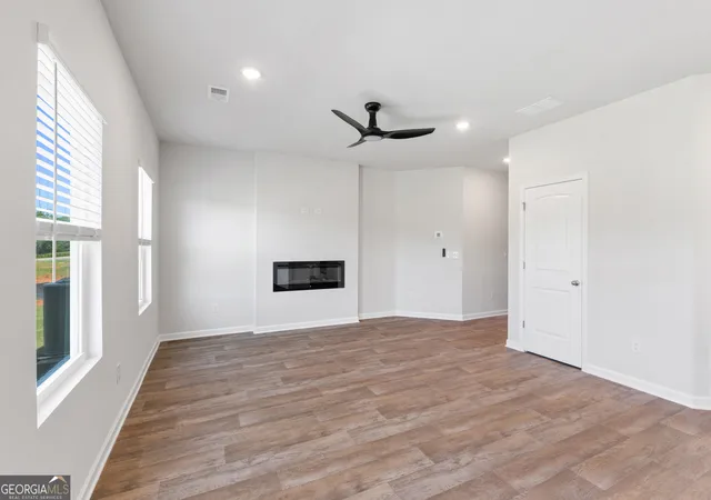 Photo 3 of Sale Pending at 19 Faulkner Dr, Social Circle, GA 30025 | MLS# 10756248 | Listing updated on 2026-09-20