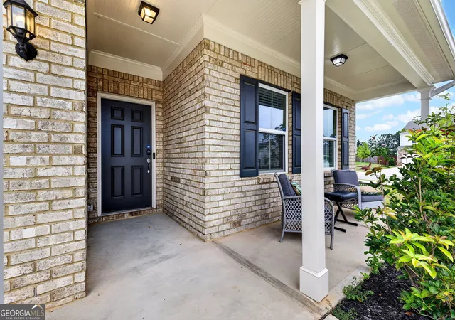 Photo 4 of Single family home for sale at 500 Elkwood Ln, Mcdonough, GA 30252 | MLS# 10775516 | Listing updated on 2026-07-26
