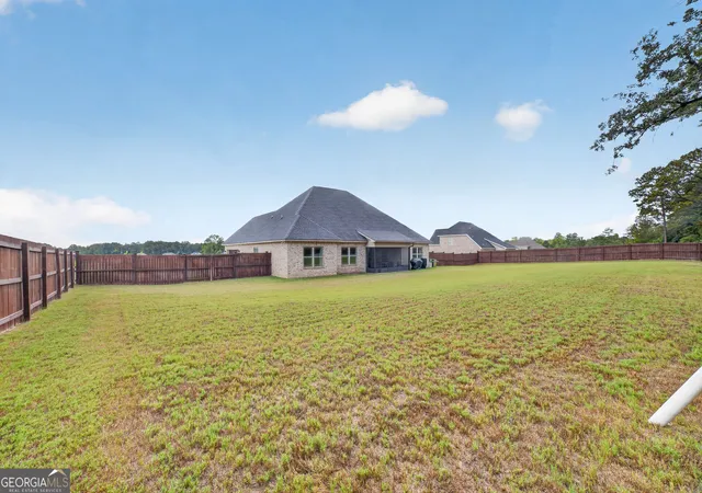 Photo 33 of Sale Pending at 240 Lannington Dr, Lizella, GA 31052 | MLS# 10821878 | Listing updated on 2026-08-22