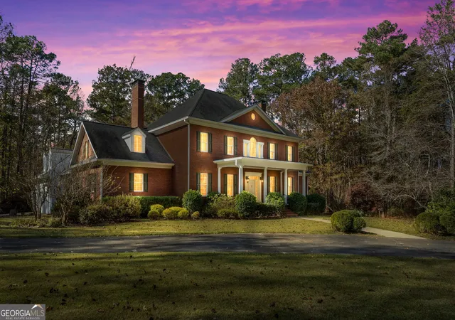 3rd image of 8467 Hearn Rd, Chattahoochee Hills, GA 30268 | MLS# 10764088