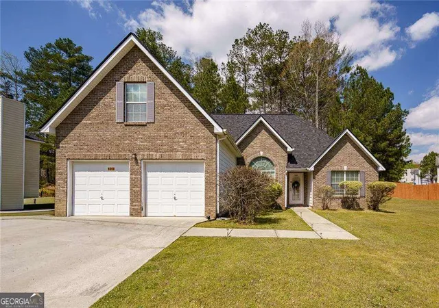 Photo 1 of Single family home for sale at 6869 Fireside Ln, Atlanta, GA 30349 | MLS# 10800475 | Listing updated on 2026-10-15