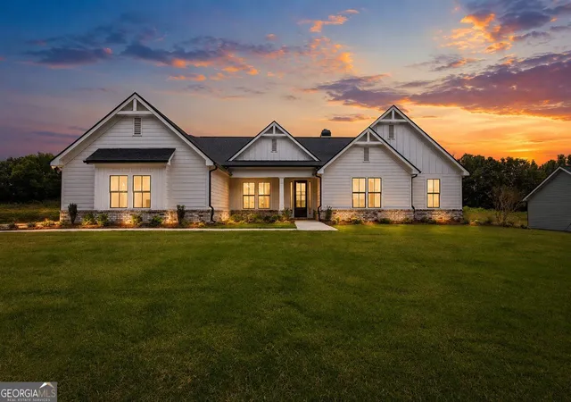 Photo 2 of Single family home for sale at 131 Maney Dr, Statham, GA 30666 | MLS# 10835347 | Listing updated on 2026-08-31