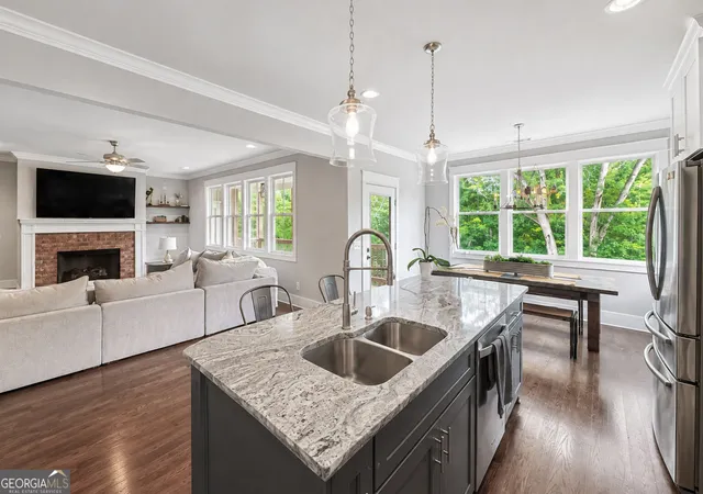 Photo 2 of Single family home for sale at 5171 Glen Forrest Dr, Flowery Branch, GA 30542 | MLS# 10815975 | Listing updated on 2026-08-16