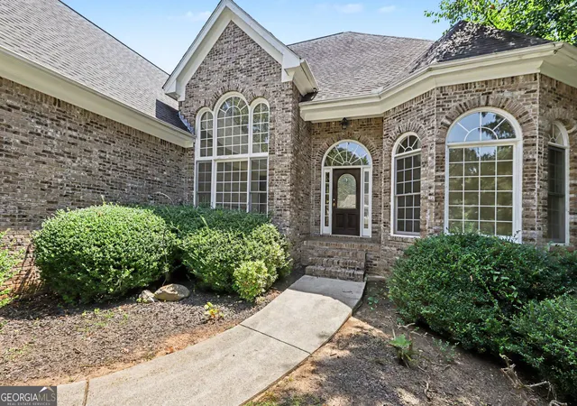 Photo 4 of Single family home for sale at 2697 Mayfield Dr, Lawrenceville, GA 30043 | MLS# 10817384 | Listing updated on 2026-09-03