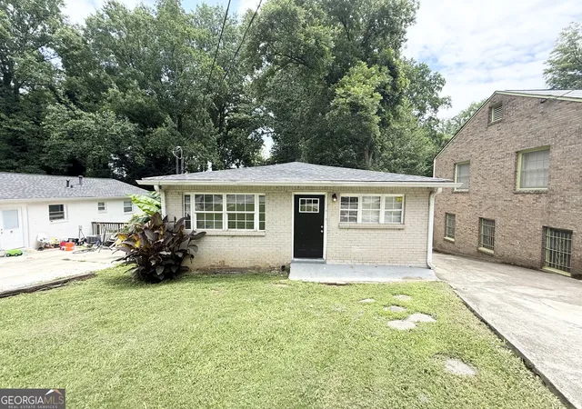 2nd image of 491 Elbridge Dr Nw, Atlanta, GA 30318 | MLS# 10778465