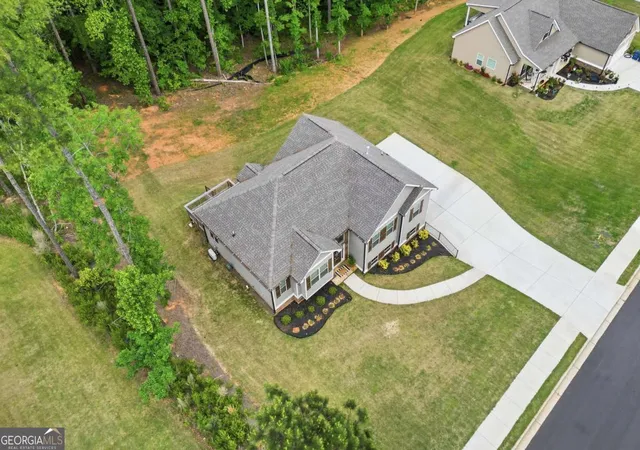 Photo 3 of Single family home for sale at 6030 Crowley Dr, Douglasville, GA 30135 | MLS# 10765415 | Listing updated on 2026-09-30