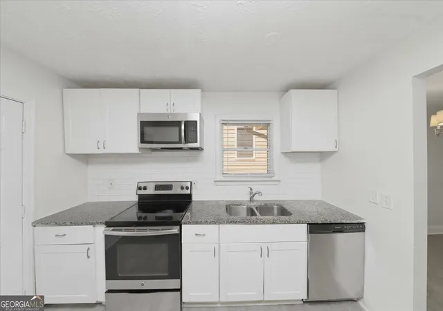4th image of 2153 Burroughs Ave Se, Atlanta, GA 30315 | MLS# 10810173