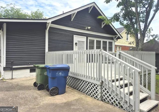Photo 3 of Single family home for sale at 1078 Arlington Ave Sw, Atlanta, GA 30310 | MLS# 10795100 | Listing updated on 2026-08-21