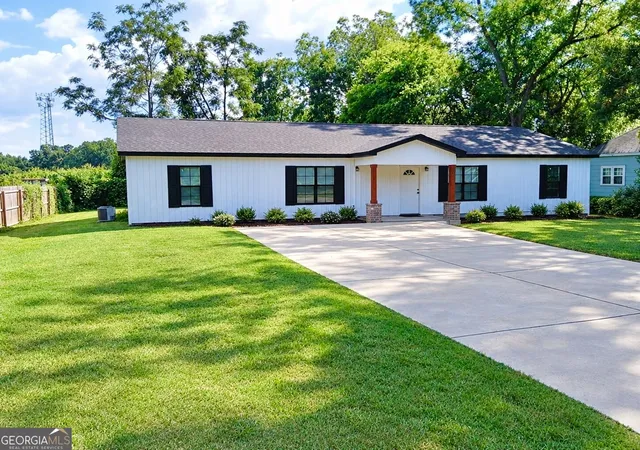 Photo 1 of Multi family home for sale at 707 Murray Rd, Fort Valley, GA 31030 | MLS# 10879084 | Listing updated on 2026-10-27