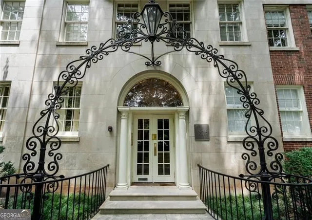 1st image of 1325 Peachtree St Ne #G2, Atlanta, GA 30309 | MLS# 10761789