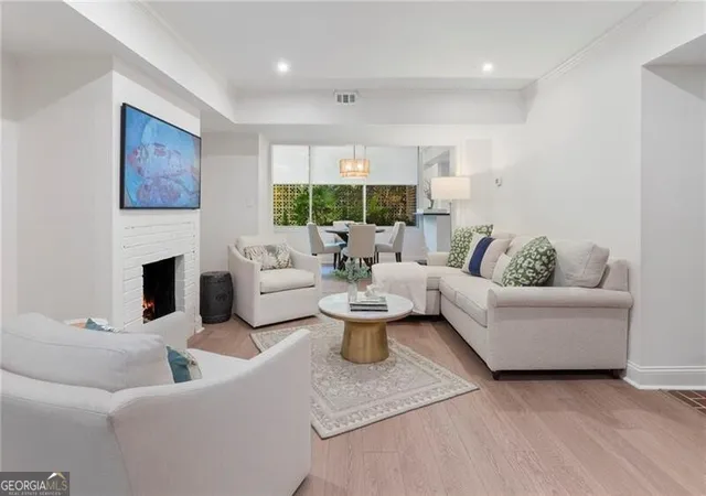 2nd image of 1325 Peachtree St Ne #G2, Atlanta, GA 30309 | MLS# 10761789