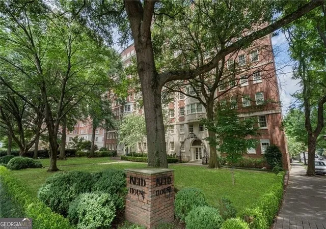 42nd image of 1325 Peachtree St Ne #G2, Atlanta, GA 30309 | MLS# 10761789