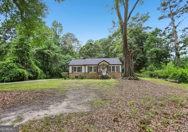 Photo 3 of Single family home for sale at 5830 Garner Rd Sw, Mableton, GA 30126 | MLS# 10782412 | Listing updated on 2026-06-24