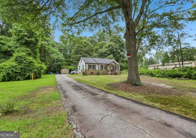 Photo 4 of Single family home for sale at 5830 Garner Rd SW, Mableton, GA 30126 | MLS# 10782412 | Listing updated on 2026-06-24