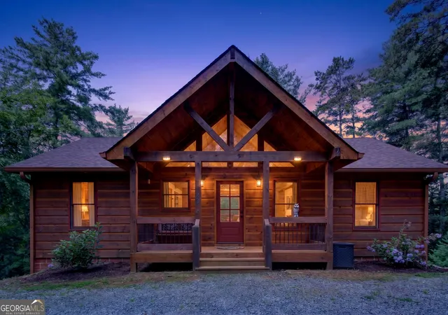 Photo 3 of Single family home for sale at 155 Hawks Ridge Dr, Mineral Bluff, GA 30559 | MLS# 10814167 | Listing updated on 2026-08-11