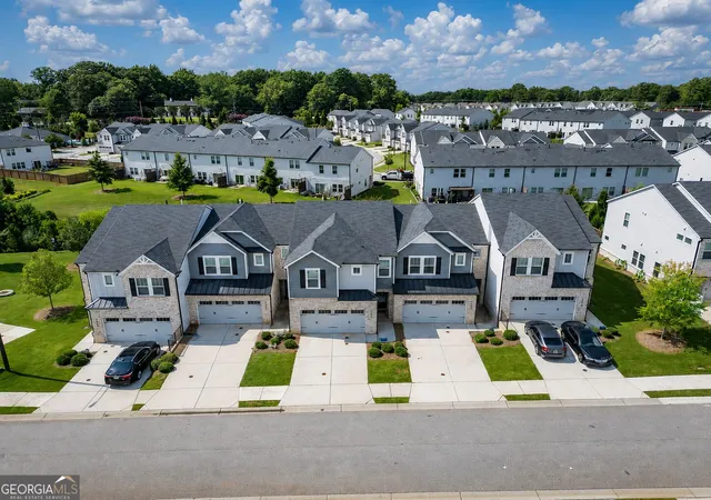 Photo 3 of Townhouse for sale at 4480 Treadle Rd Sw, Mableton, GA 30126 | MLS# 10804943 | Listing updated on 2026-09-19