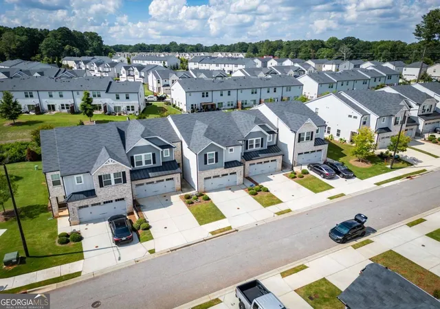 Photo 4 of Townhouse for sale at 4480 Treadle Rd Sw, Mableton, GA 30126 | MLS# 10804943 | Listing updated on 2026-09-19